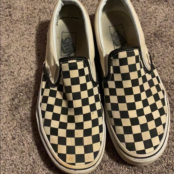 vans checkered pumps